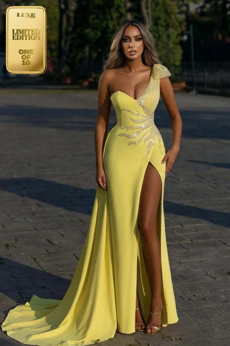 A-Line One Shoulder High Split Appliques Sleeveless Long Prom Evening Gown