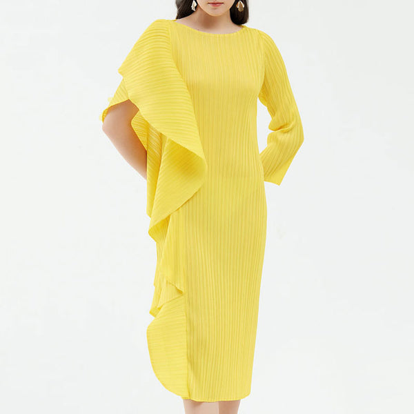 Asymmetrical Ruffled Side Round Neck 3/4 Sleeve Bodycon Pleated Midi Dress